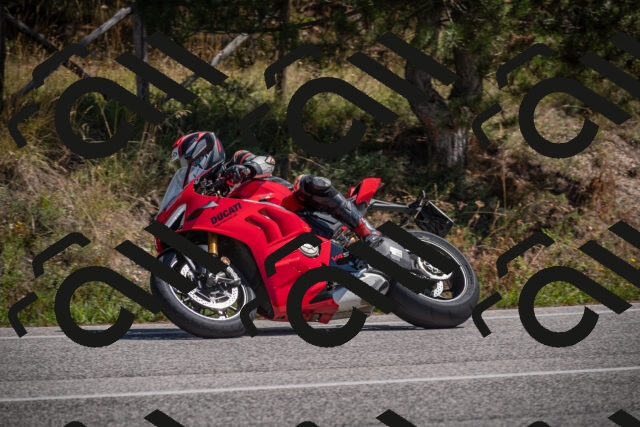 20250906125726-_5002496_am_