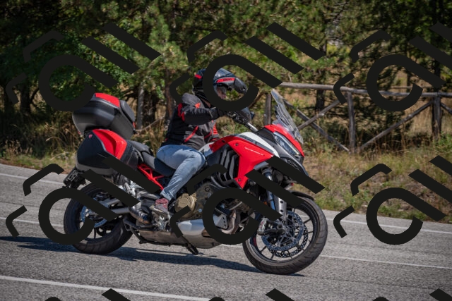 20250906125740-_5002501_am_