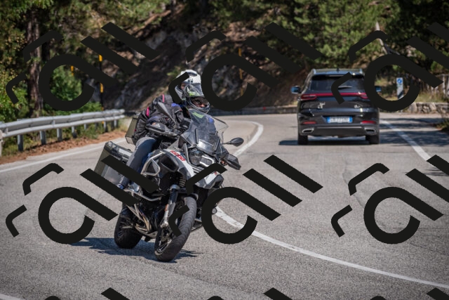 20250906125838-_5002516_am_