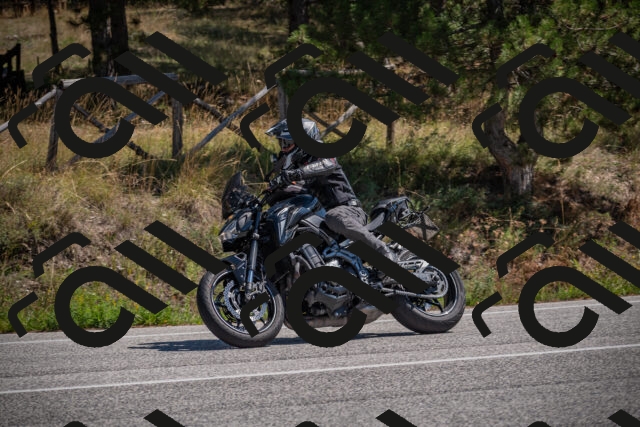 20250906125859-_5002525_am_