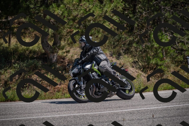 20250906125922-_5002527_am_