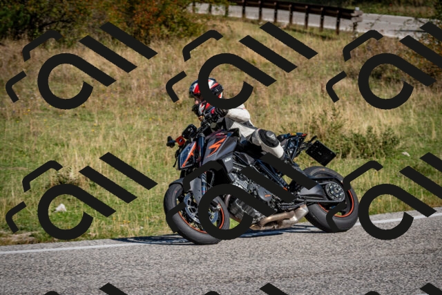 202509061011-DSC_9903_c2