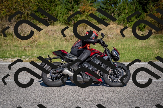 202509061024-DSC_9954_c2