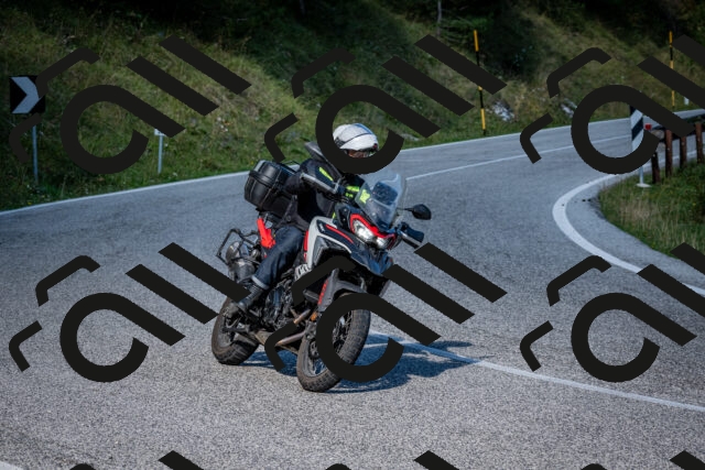 202509061028-DSC_9962_c2