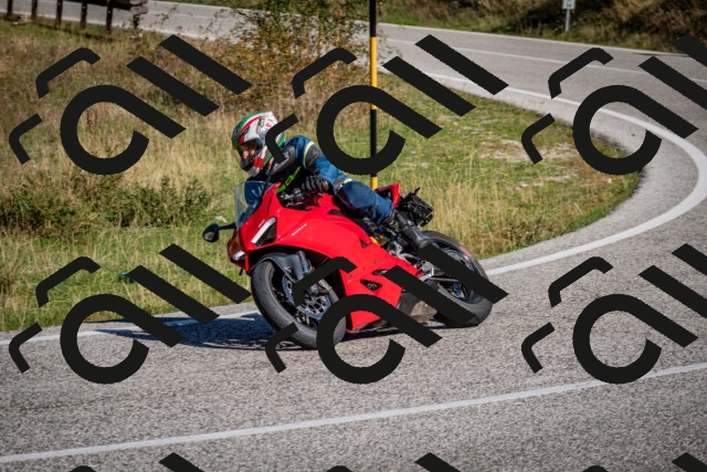 202509061035-DSC_9990_c2