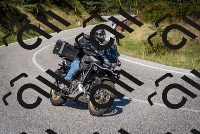 202509061050-DSC_0095_c2