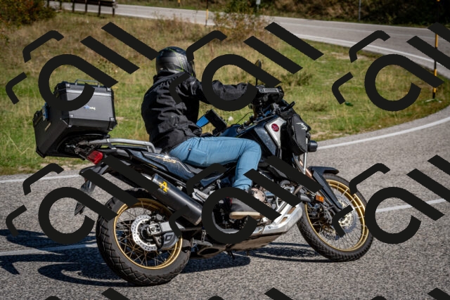 202509061050-DSC_0096_c2