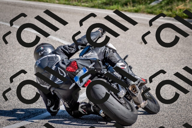 202509061055-DSC_0146_c2