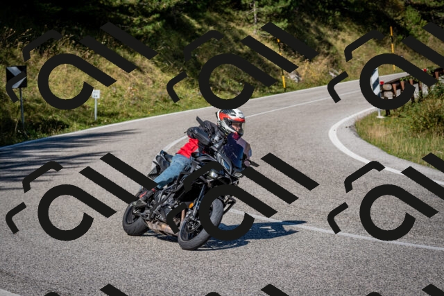 202509061059-DSC_0182_c2