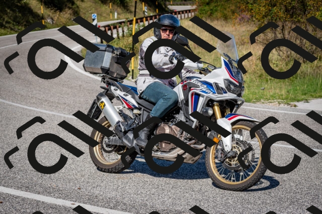 202509061101-DSC_0215_c2