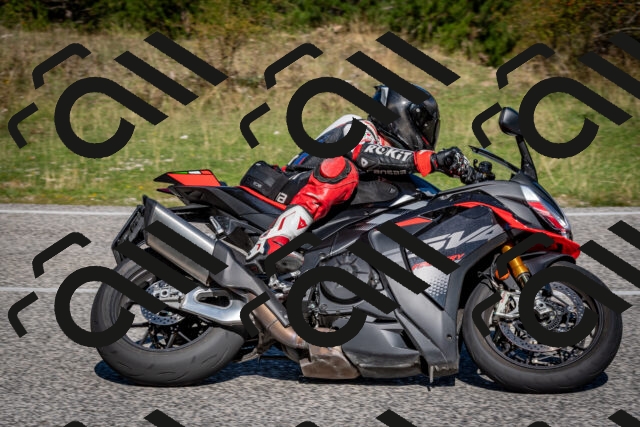 202509061105-DSC_0233_c2