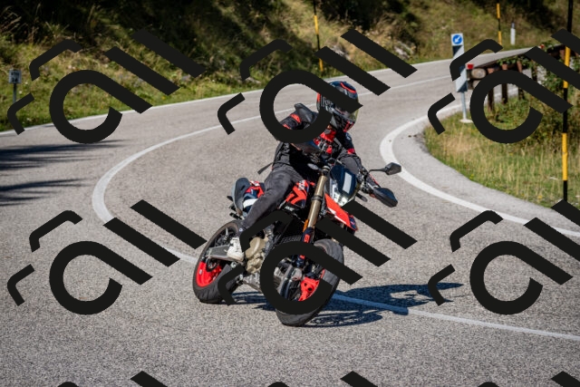 202509061111-DSC_0274_c2