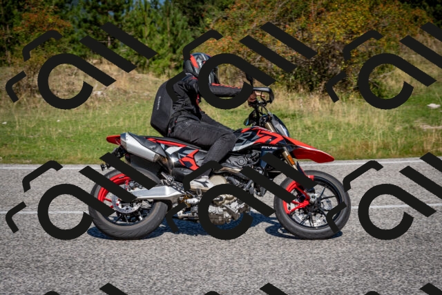 202509061111-DSC_0276_c2