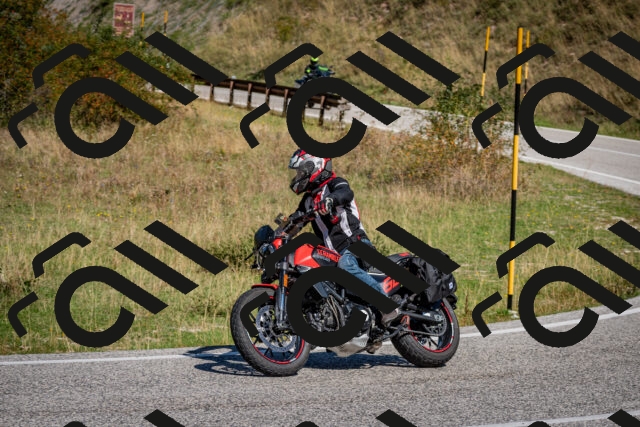 202509061121-DSC_0406_c2