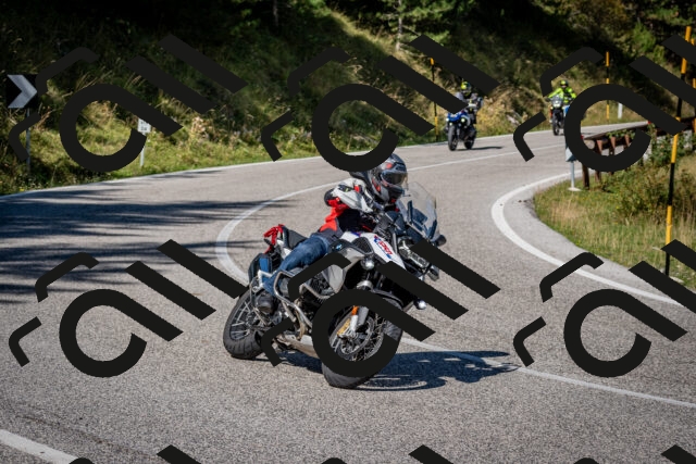 202509061124-DSC_0433_c2