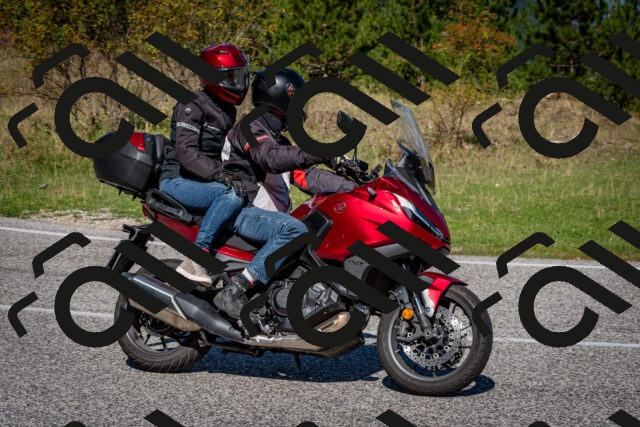 202509061125-DSC_0446_c2