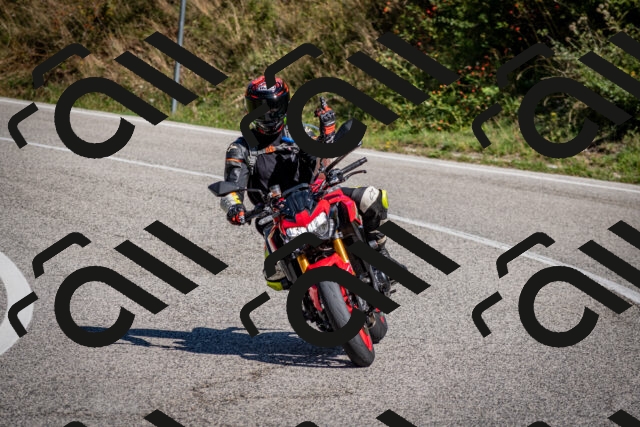 202509061136-DSC_0573_c2