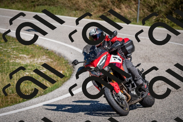 202509061136-DSC_0577_c2