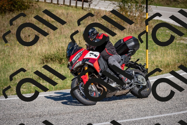 202509061136-DSC_0578_c2