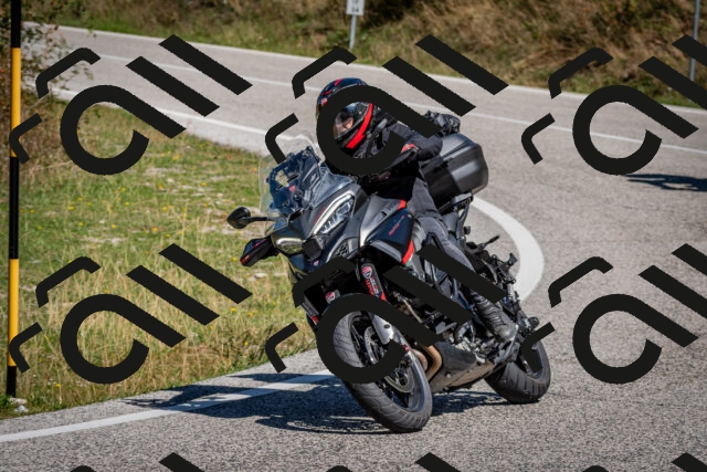 202509061140-DSC_0647_c2