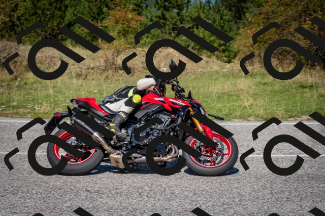 202509061144-DSC_0667_c2