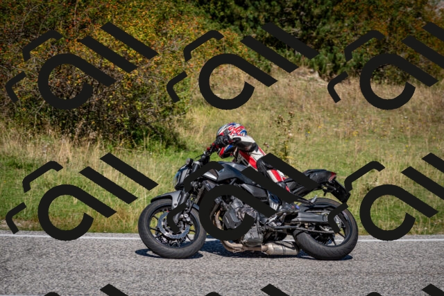 202509061156-DSC_0845_c2