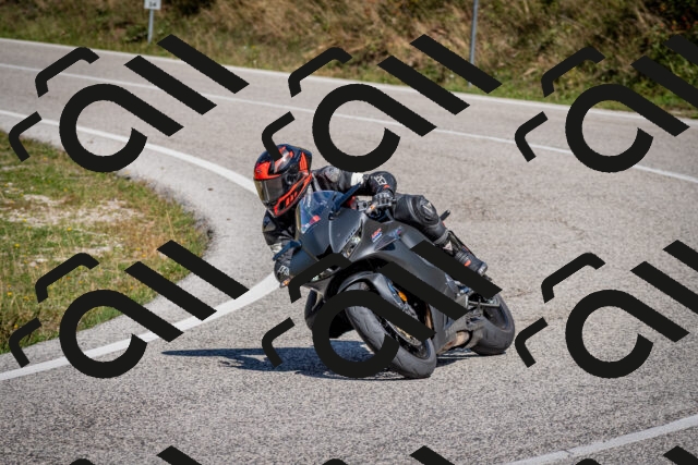 202509061157-DSC_0851_c2