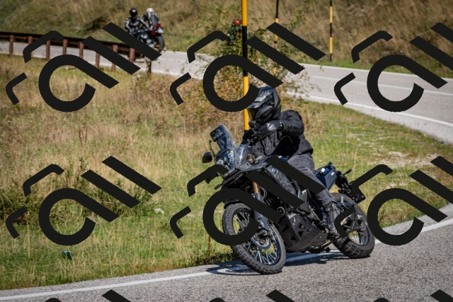 202509061209-DSC_0987_c2