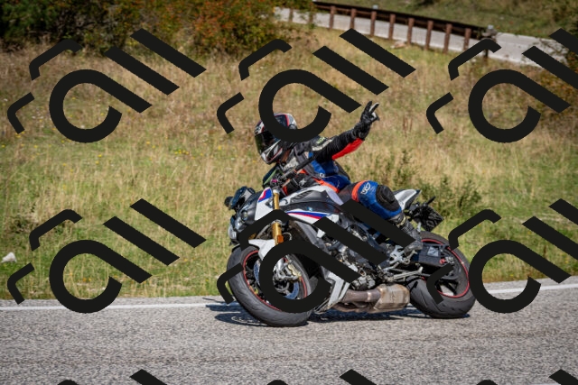 202509061211-DSC_1025_c2