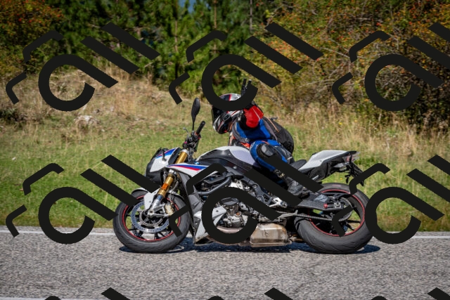 202509061211-DSC_1026_c2