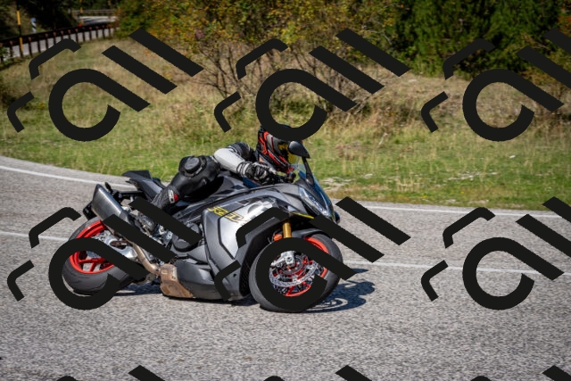 202509061211-DSC_1035_c2