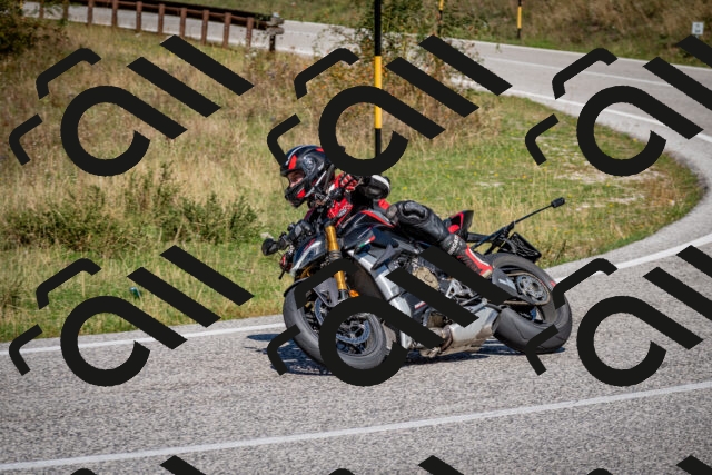 202509061223-DSC_1165_c2