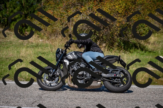 202509061225-DSC_1198_c2