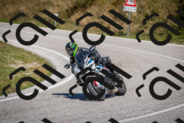 202509061227-DSC_1245_c2