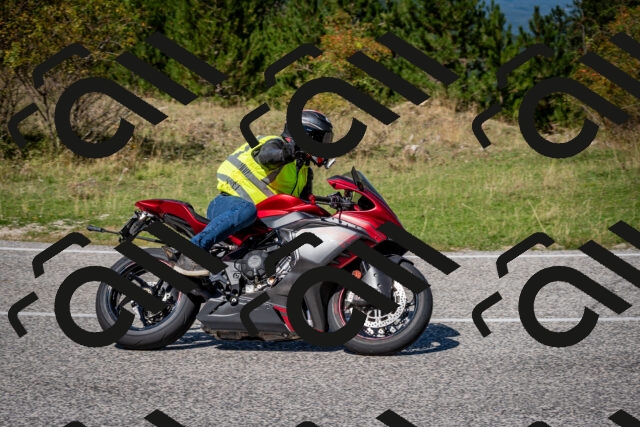 202509061251-DSC_1752_c2