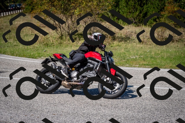 202509061252-DSC_1803_c2