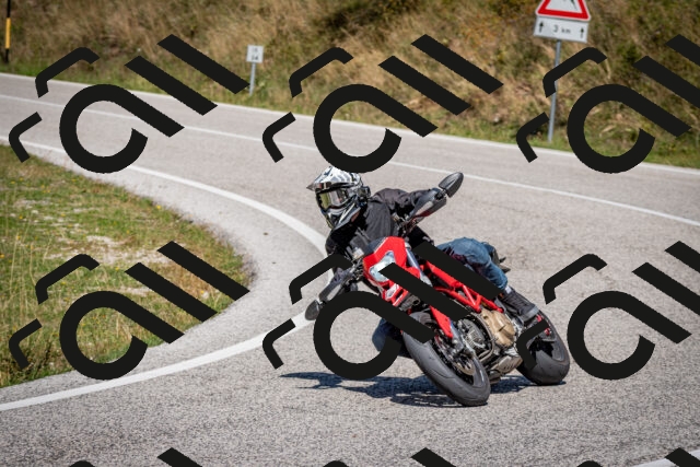 202509061256-DSC_1841_c2