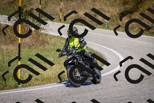 202509061257-DSC_1855_c2