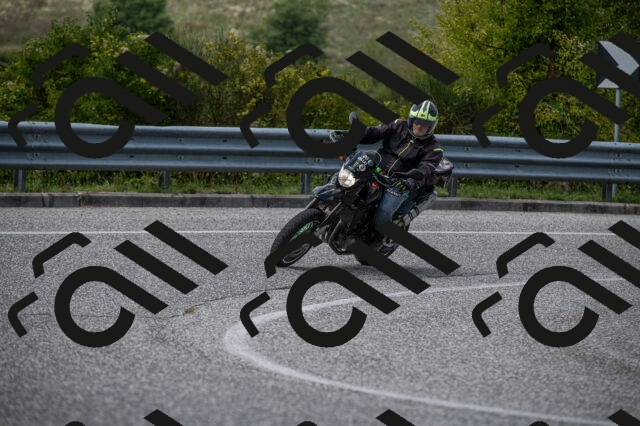 202509061418-M22_9392_m1_