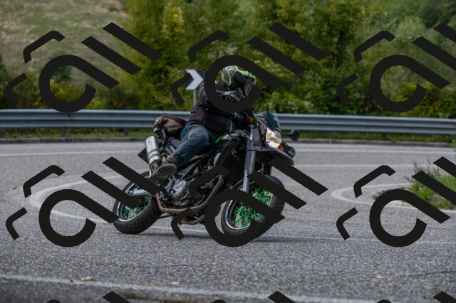 202509061418-M22_9394_m1_