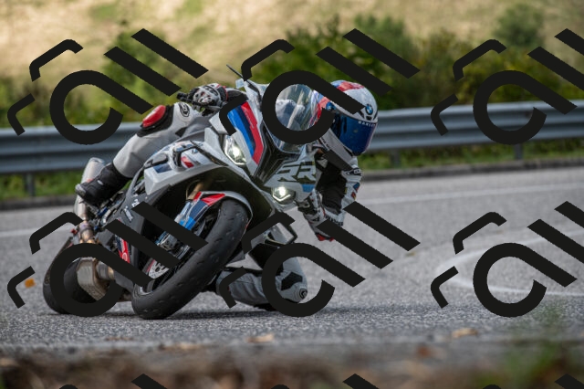 202509061419-M22_9402_m1_