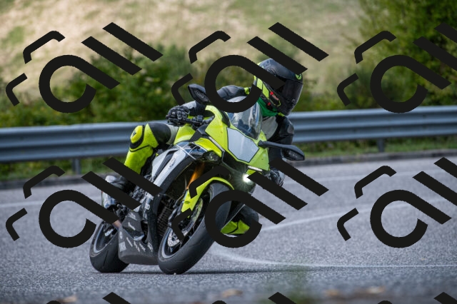 202509061419-M22_9408_m1_