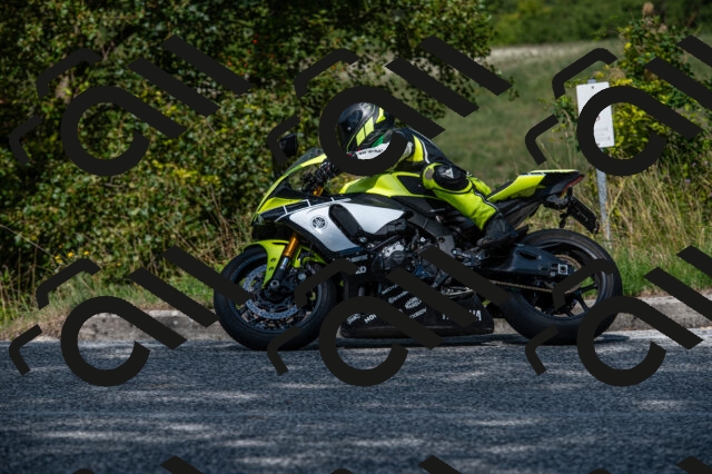 202509061431-M22_9437_m1_