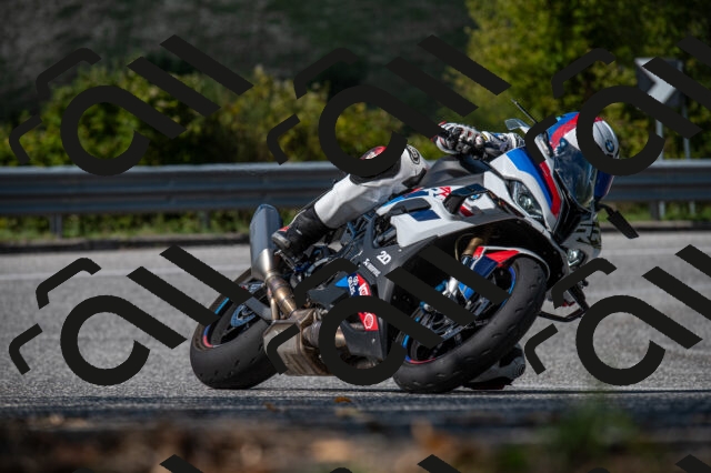 202509061434-M22_9451_m1_