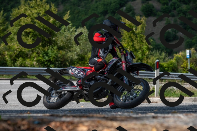 202509061434-M22_9458_m1_