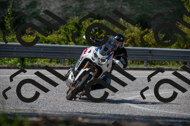 202509061434-M22_9461_m1_