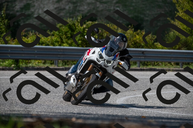 202509061434-M22_9462_m1_