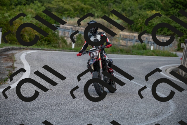 202509061439-M22_9464_m1_