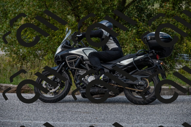 202509061442-M22_9474_m1_