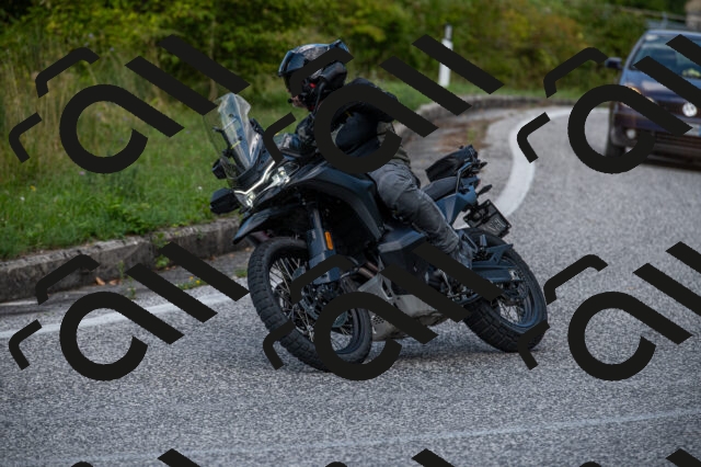 202509061444-M22_9478_m1_